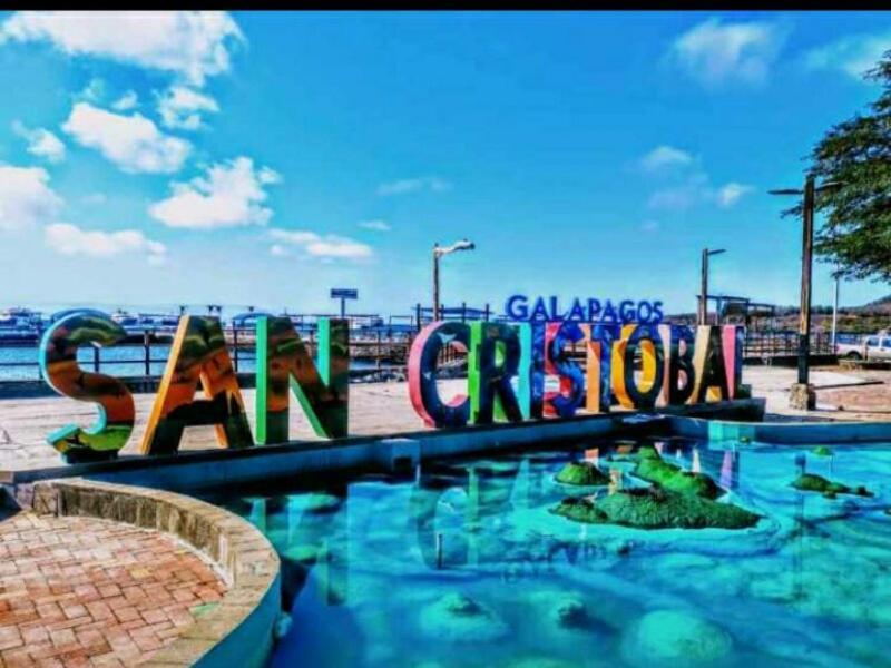 Hostal Albatros San Cristóbal Εξωτερικό φωτογραφία